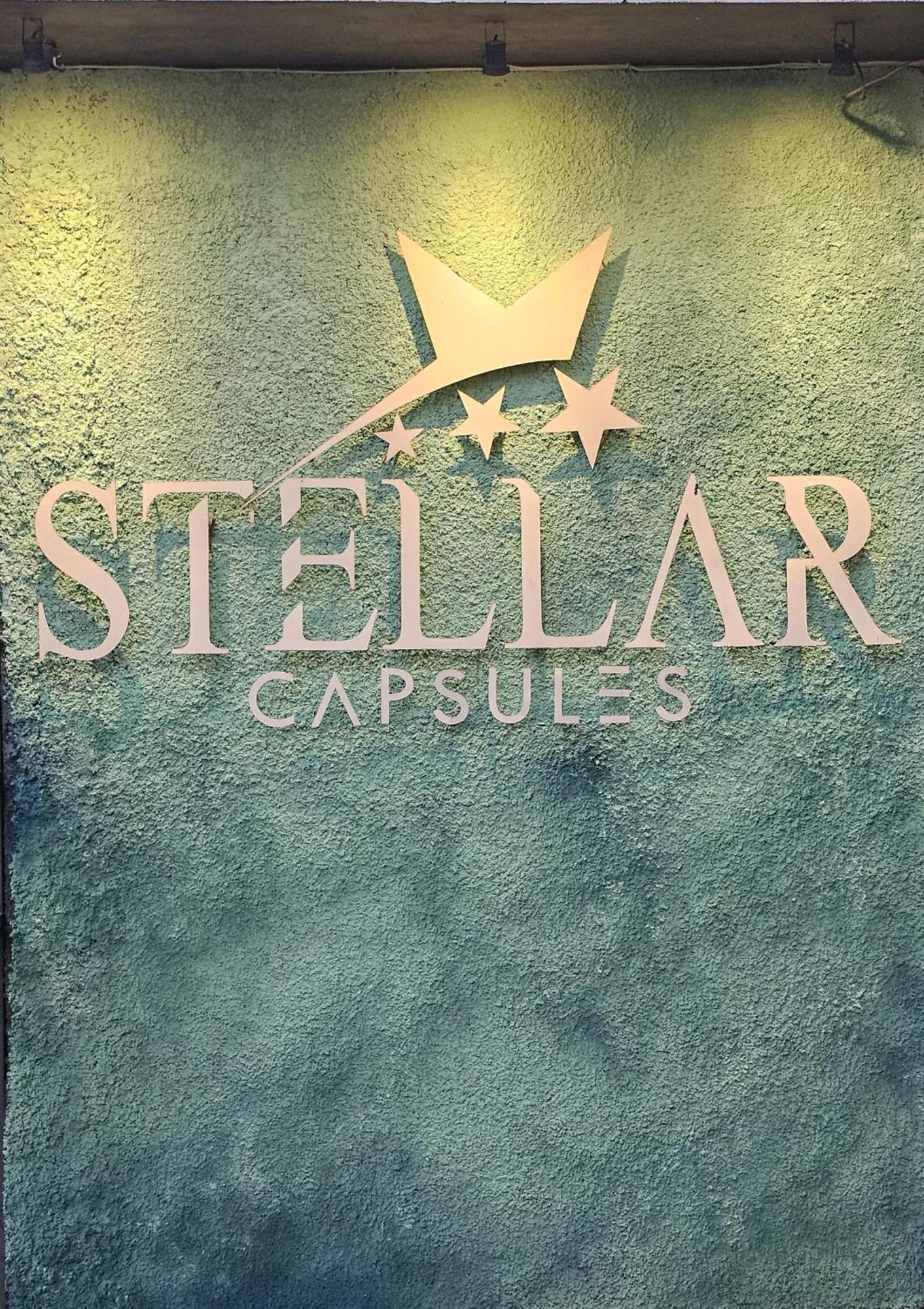 塞米亚克 Stellar Capsules旅舍 外观 照片 Stellar Capsules logo